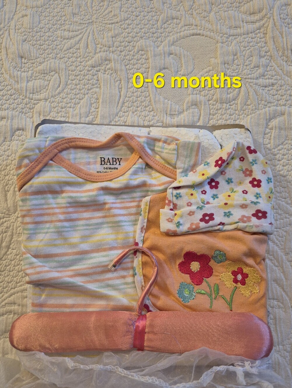 Baby 0-6 months 4 piece gift set New